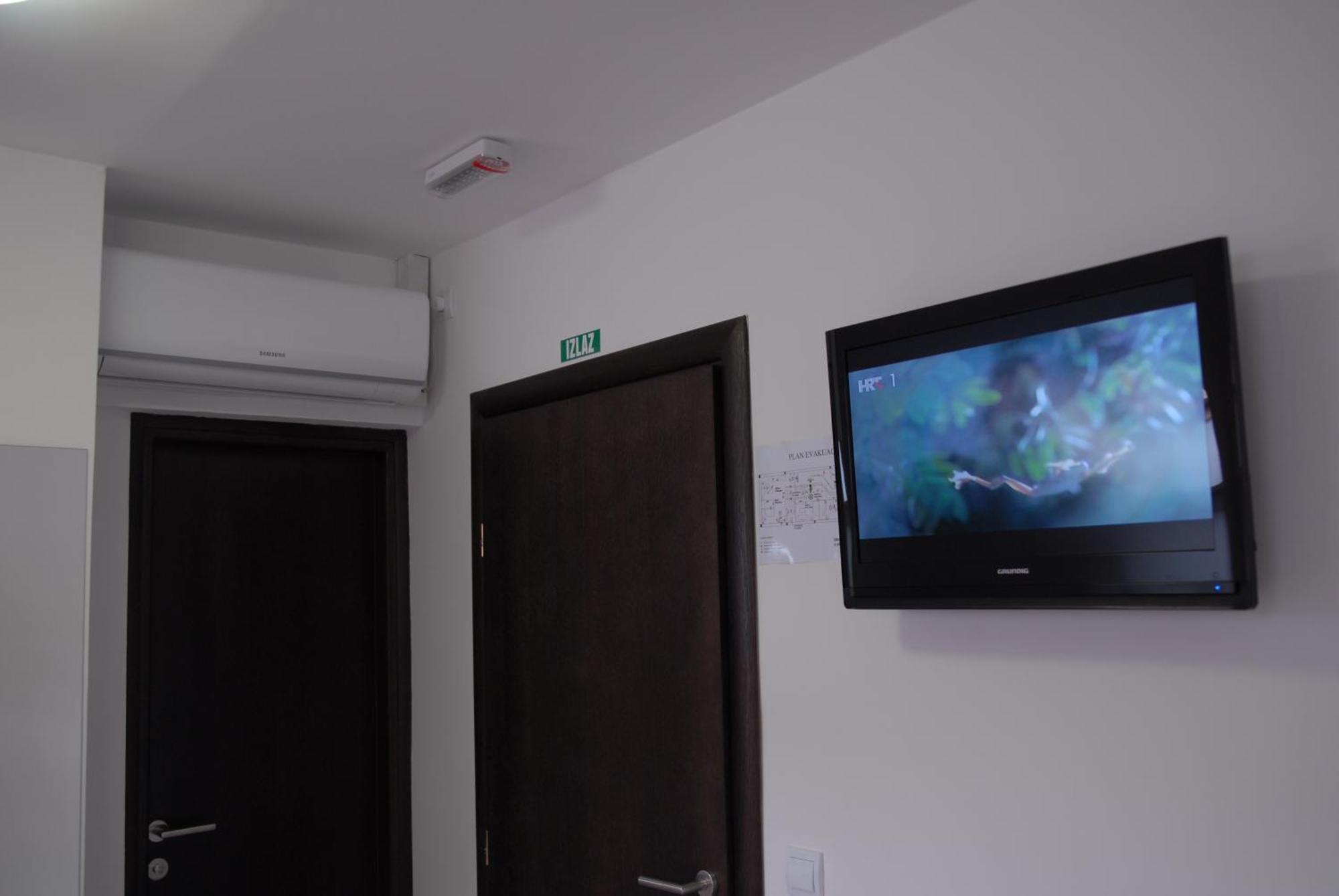 Rooms Levicki Slavonski Brod Oda fotoğraf